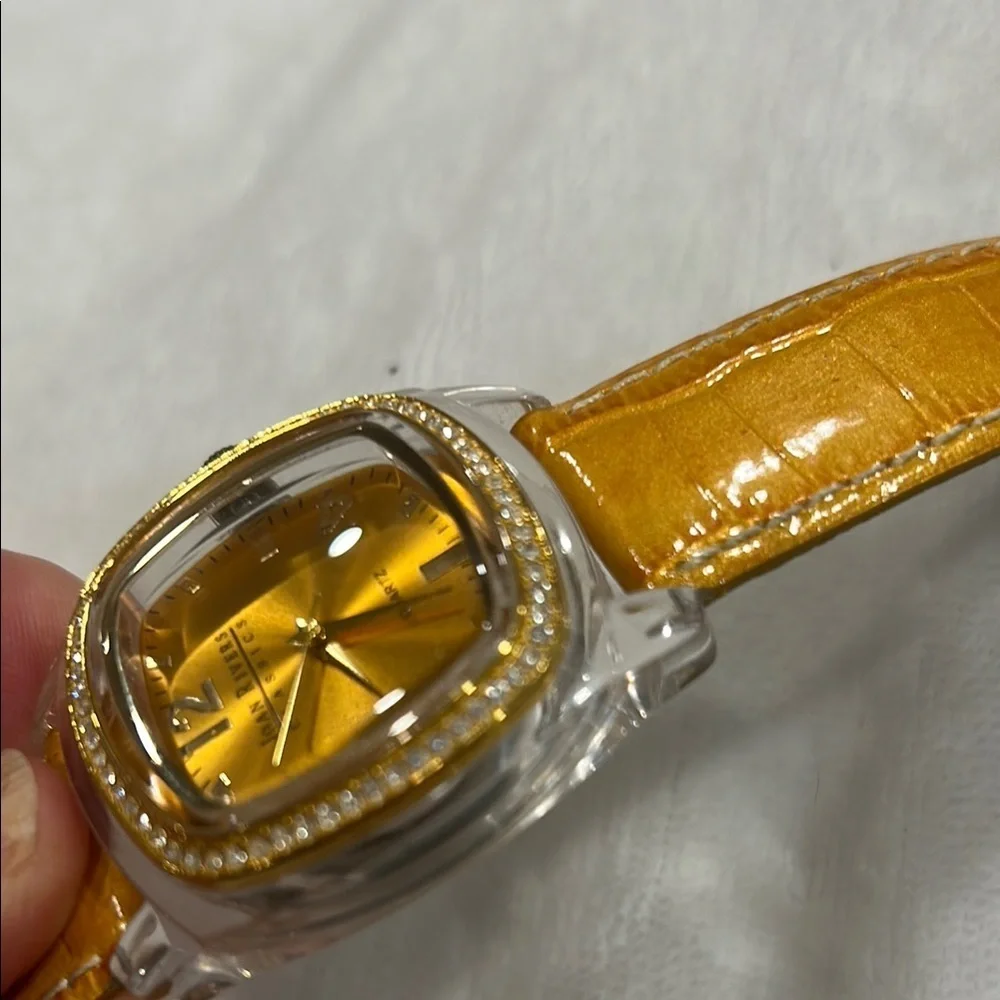 Vintage Joan Rivers Gold Quartz Watch With Leather Band